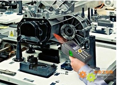 康耐視DataMan移動(dòng)計(jì)算機(jī) 攻克最難讀取的二維直接零件打標(biāo)代碼挑戰(zhàn)